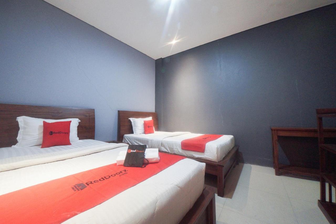Reddoorz Syariah Near Suzuya Mall Banda Aceh 2 Geutieue Exterior foto